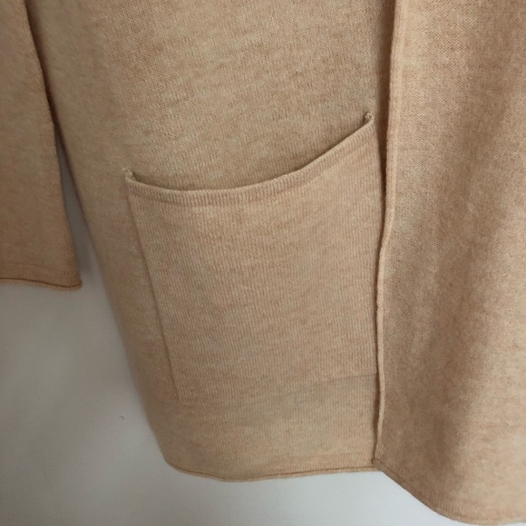 SOLD Aritzia Group by Babaton Hugo cardigan S - Picture 8 of 11